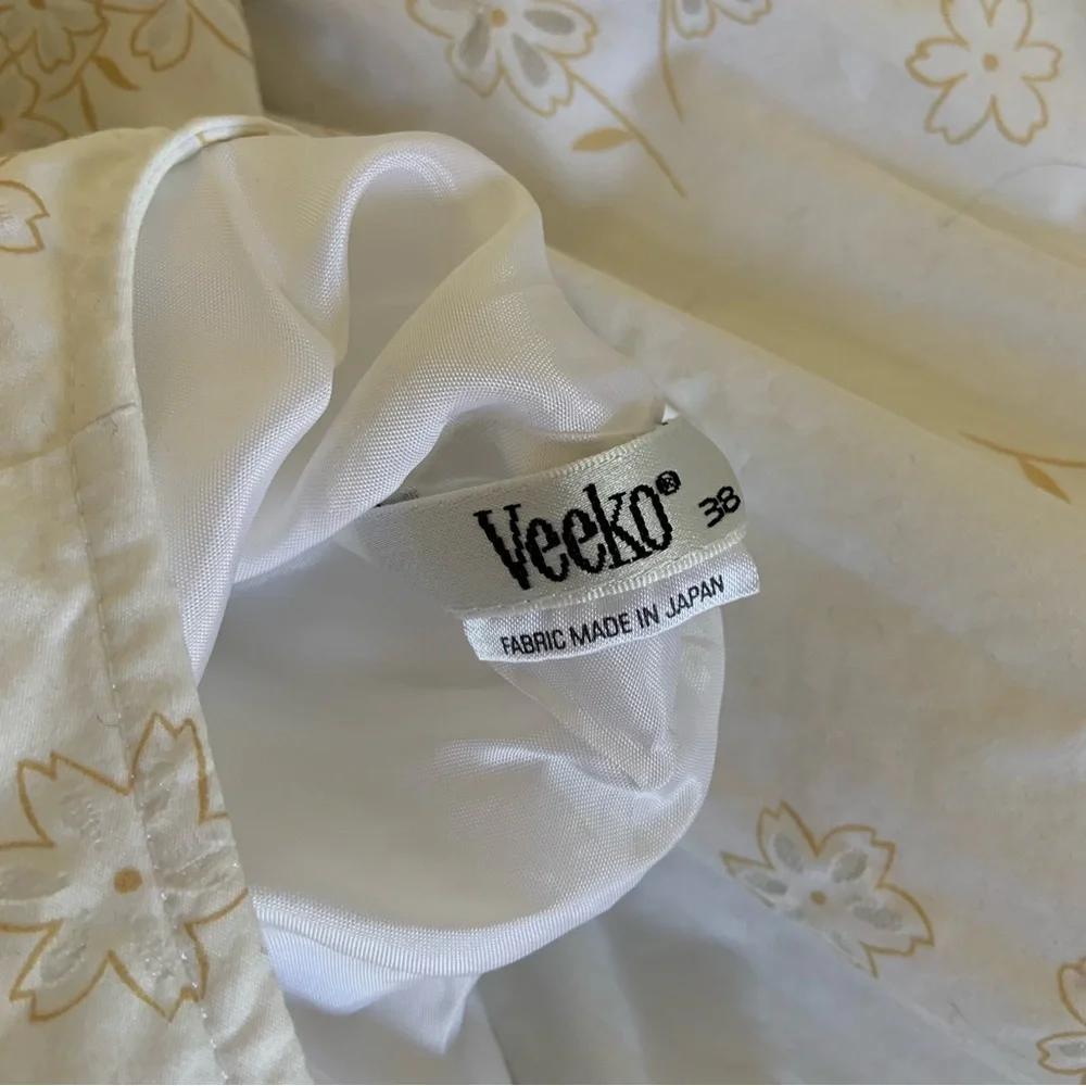 Veeko White floral cottage core cotton dress NWT - Picture 4 of 7